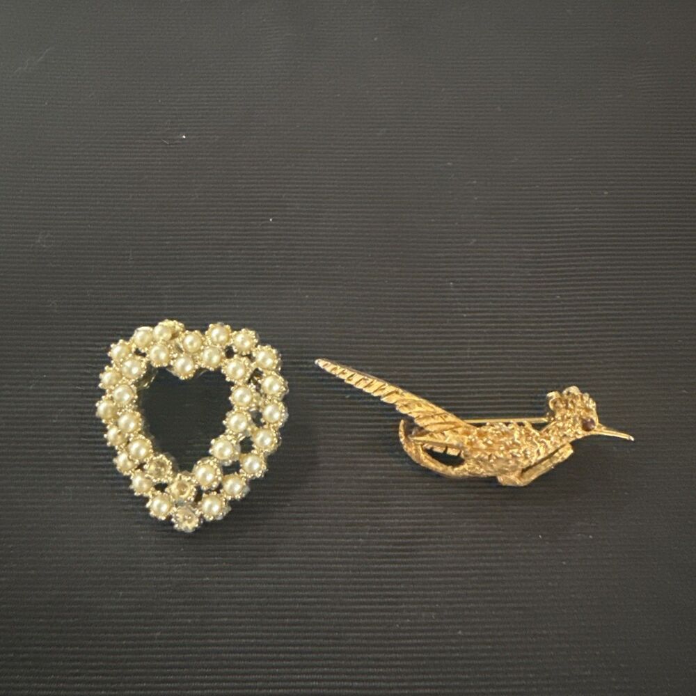 Lot of 2 Vintage Brooch Pins- Roadrunner Shape Gold Tone Red Eye & Double Heart